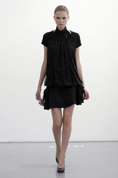 Look 24